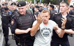 Putin muhalifi Navalni cezaevinde öldü